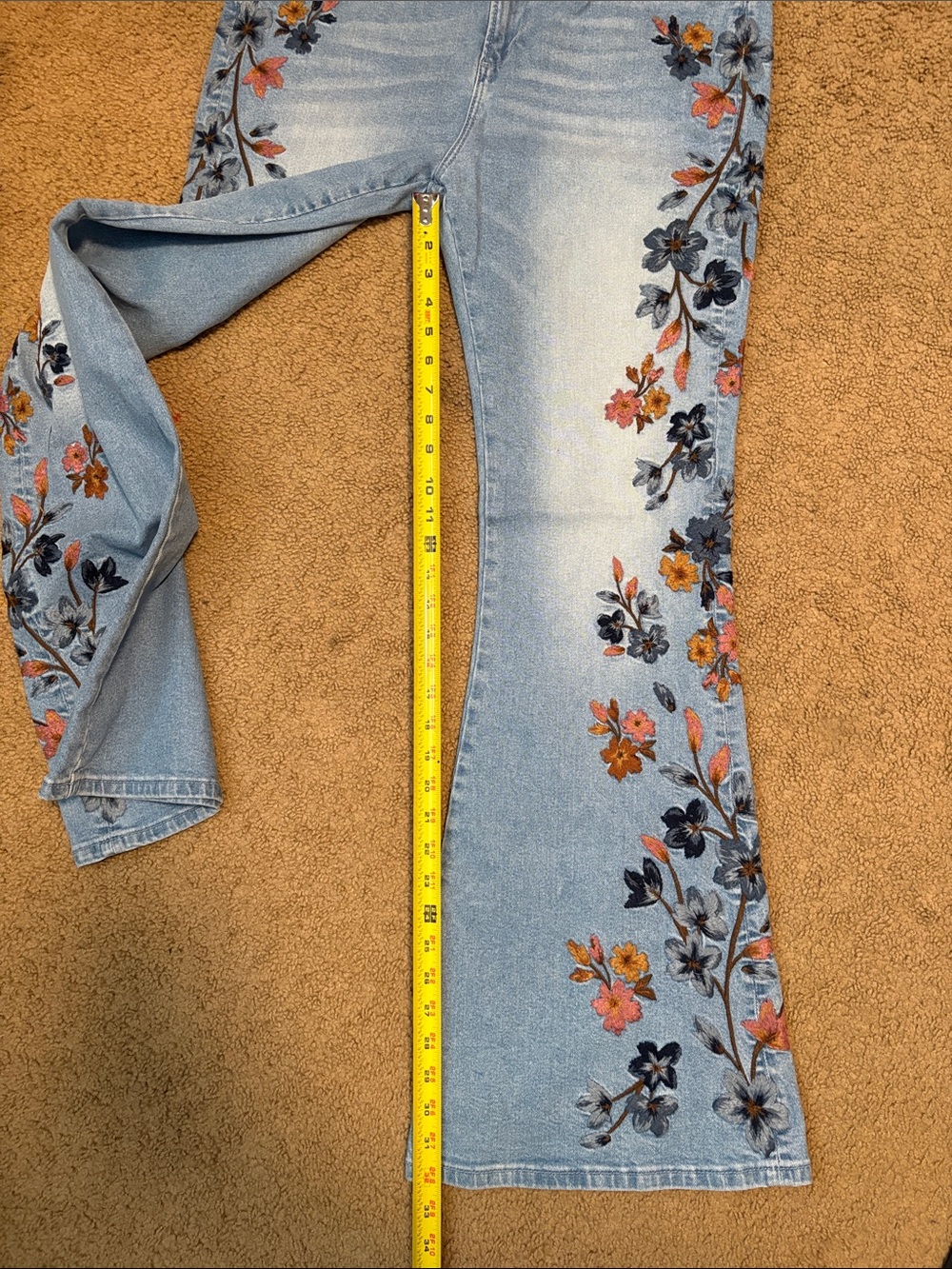 NWOT DRIFTWOOD Farrah Floral Embroidered Flare Jean 32 - Picture 5 of 7